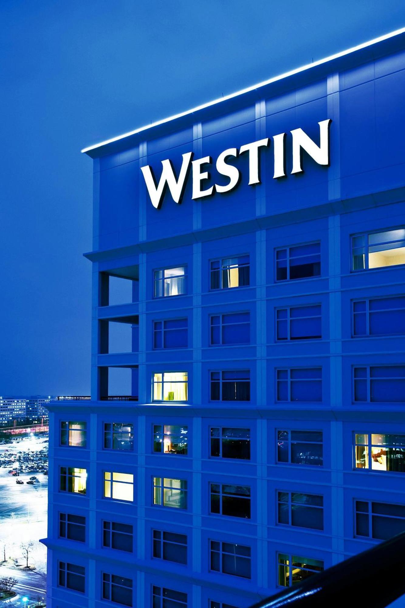 The Westin Chicago Lombard Hotel Exterior photo